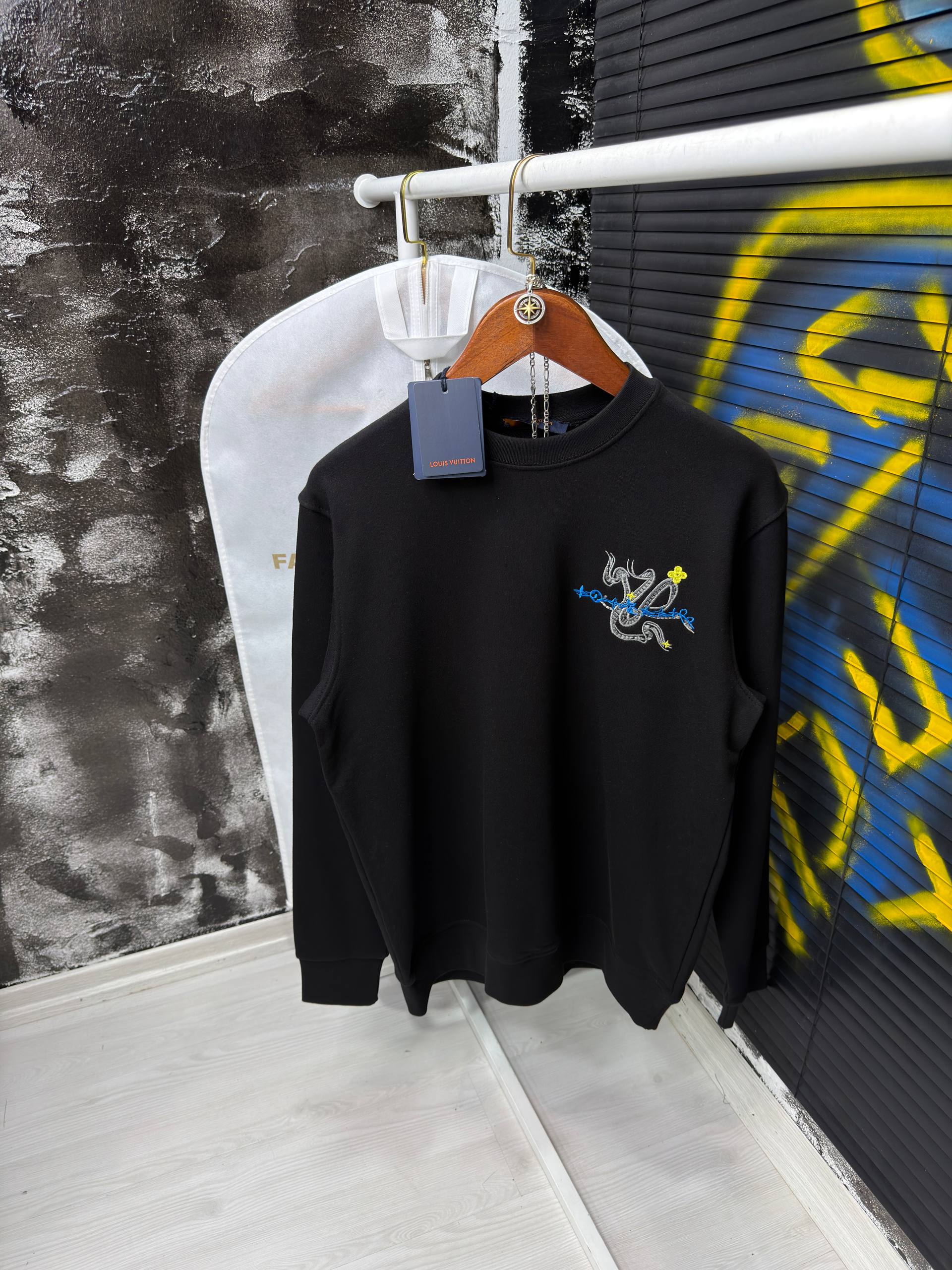 Hoodie louis Vuitton - LV 1672