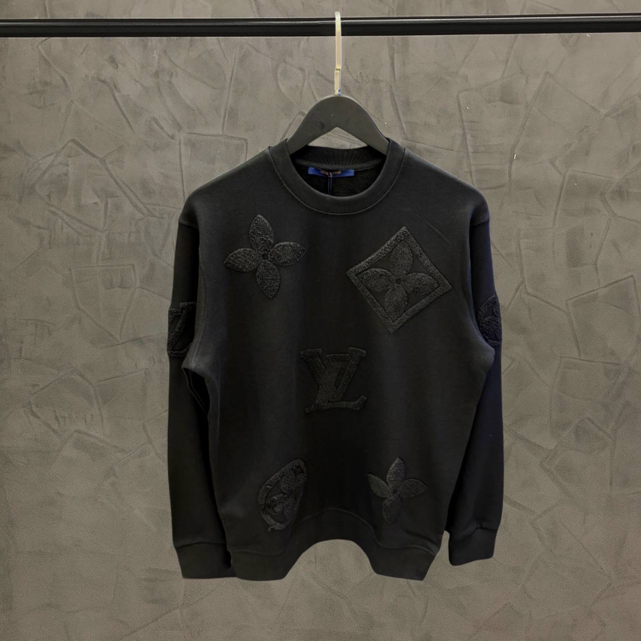 Hoodie Black Louis Vuitton    - Lv 1617