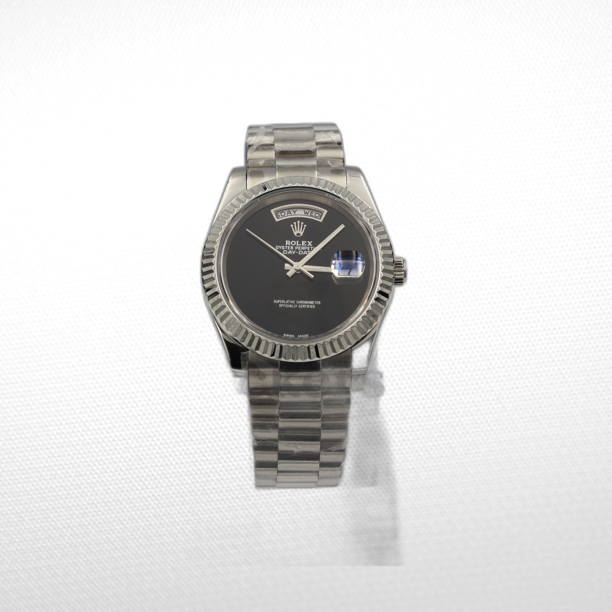 PRESIDENT DAY-DATE 18K WATCH SS BLACK ONYX DIAL 118208