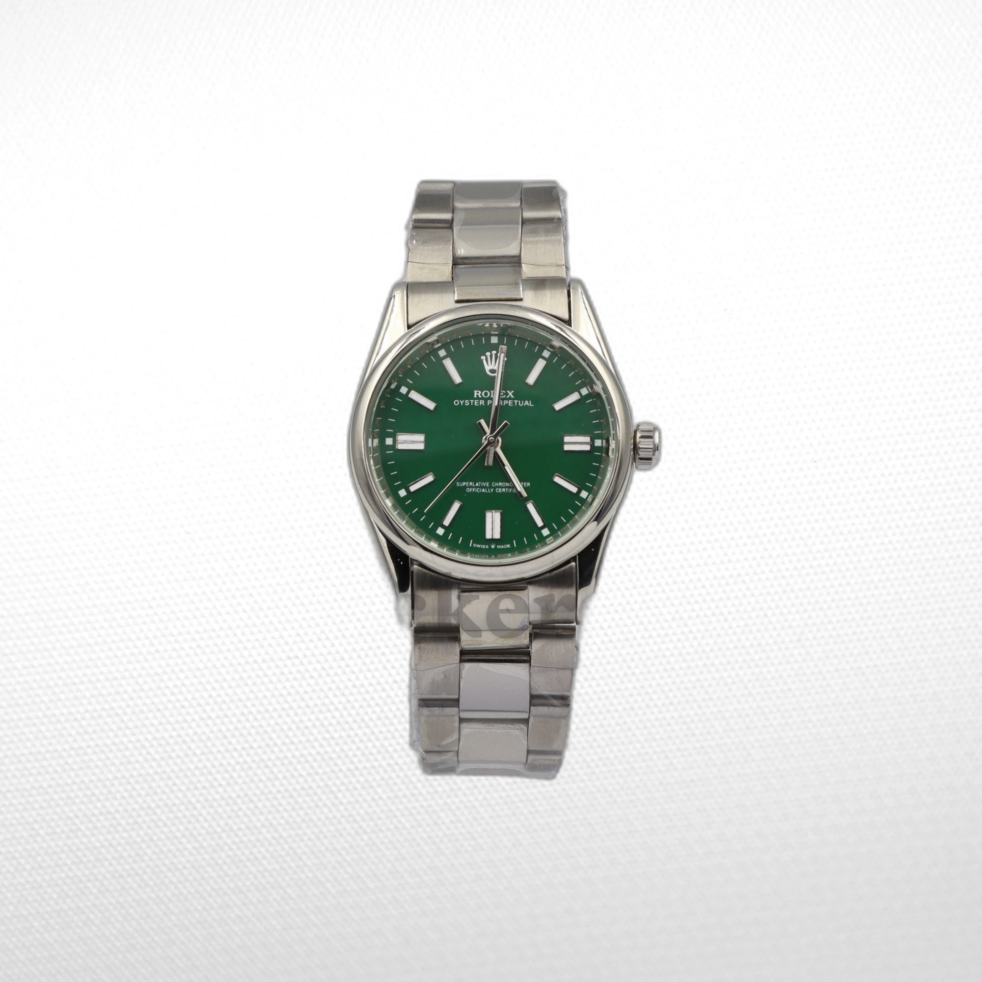 OYSTER PERPETUAL 36 REFERENCE 124300  GREEN DIAL 2AA