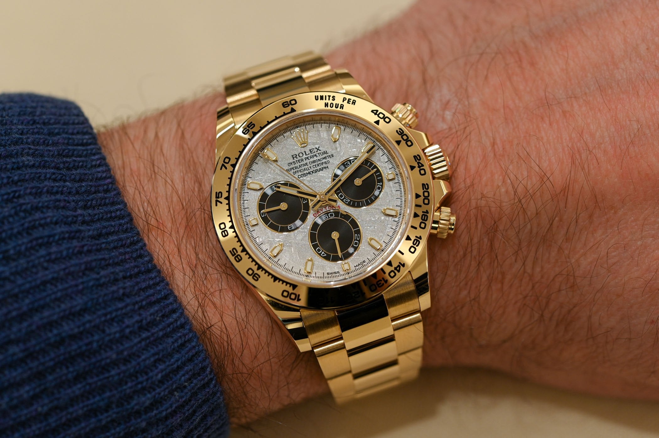 Daytona Gold Meteorite Dial