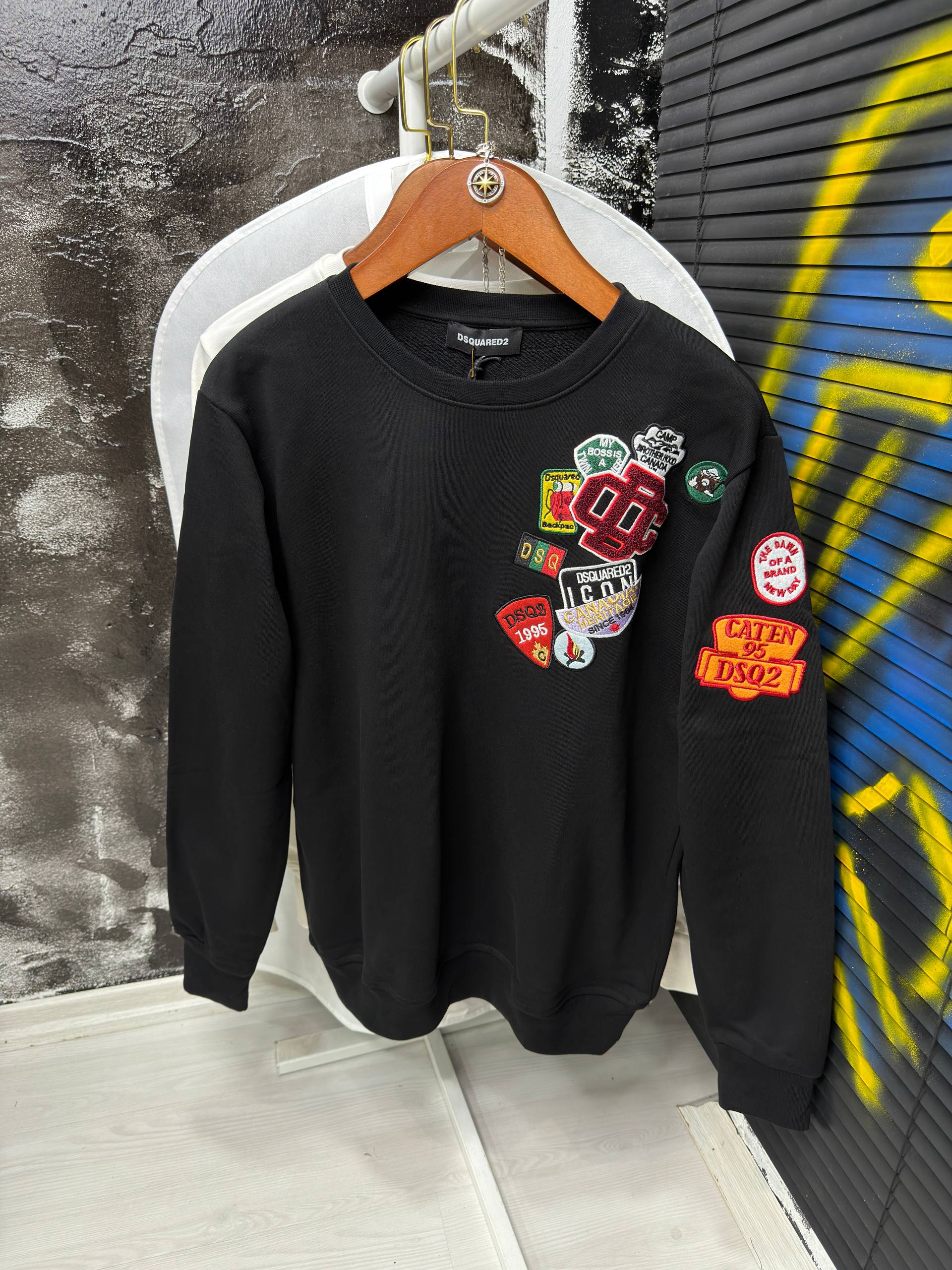Hoodie black Dsquared- dsq 1663