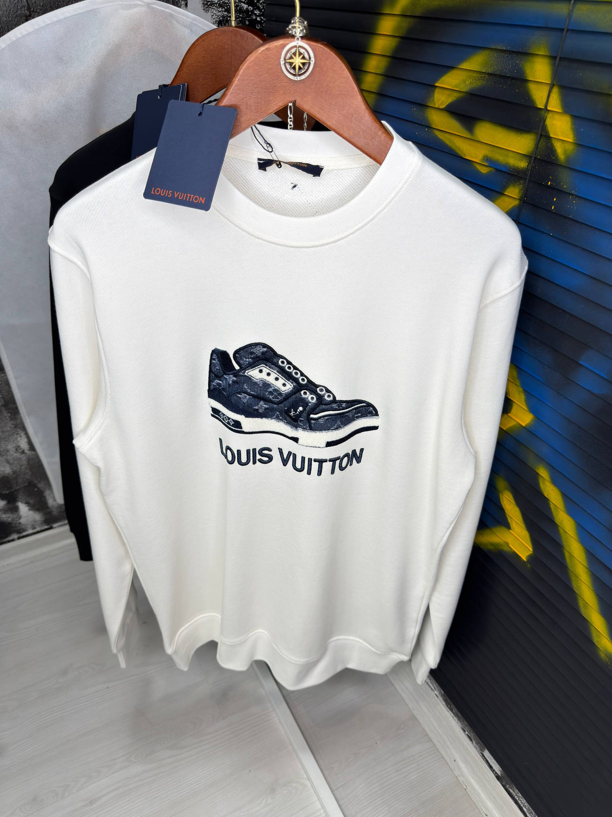 Hoodie Louis Vuitton  - Lv 1698
