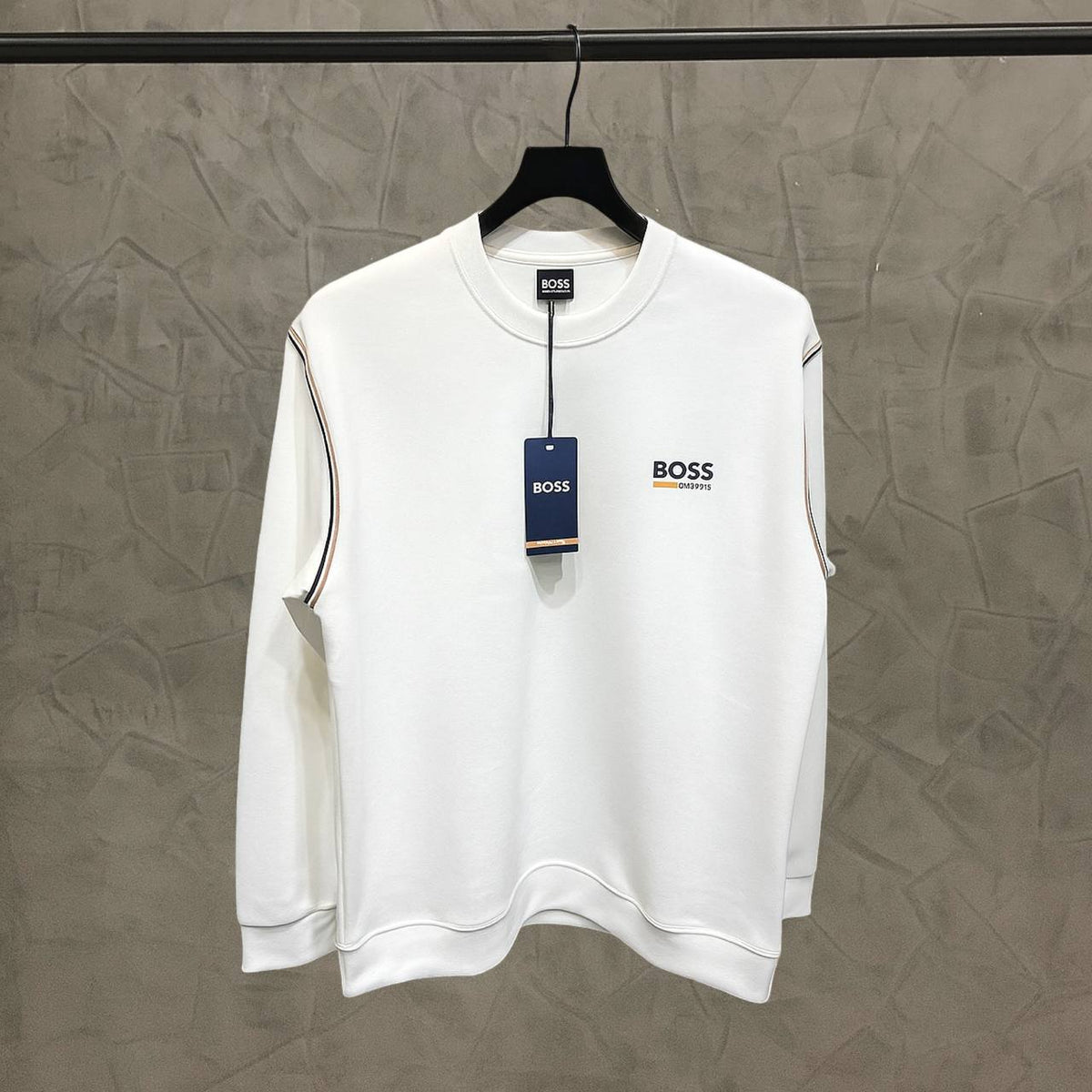 Hoodie white BOSS - BS 1572