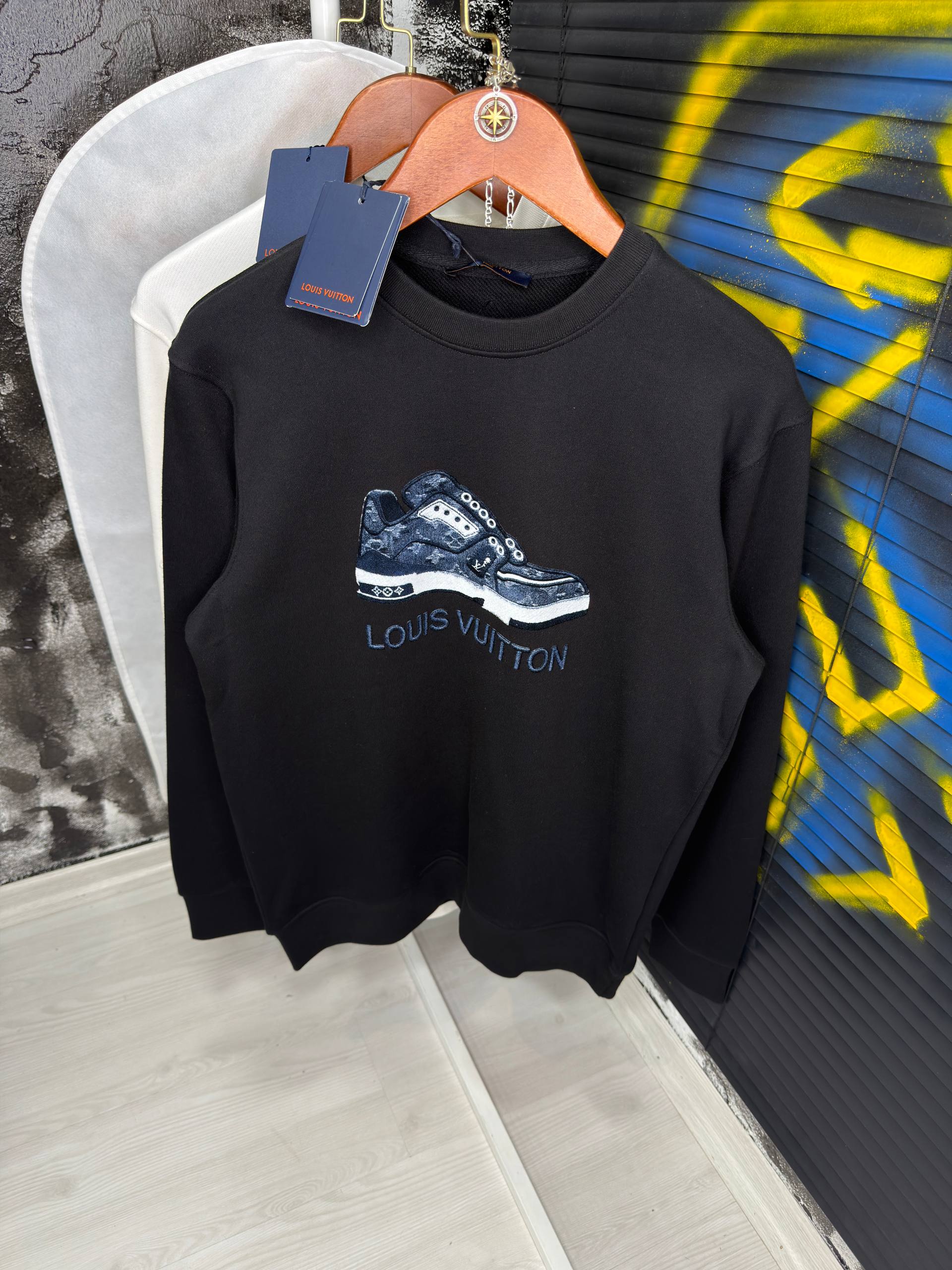 Hoodie Louis Vuitton  - Lv 1699