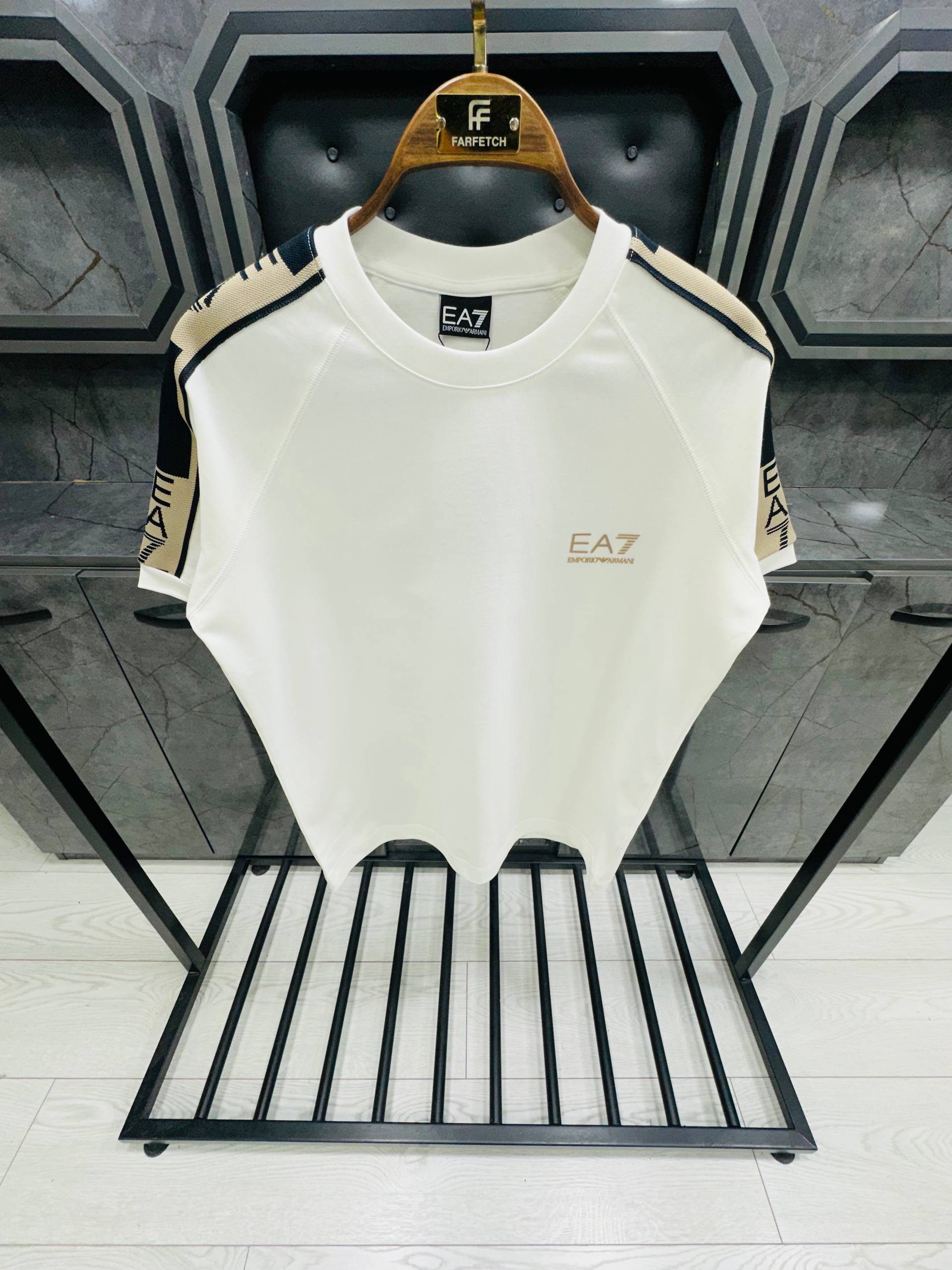 Emporio Armani - EA0013