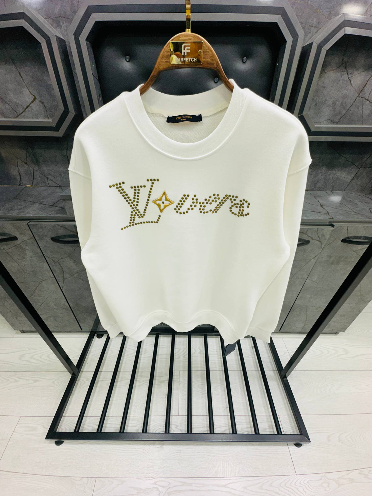 Luis Vuitton- LV003
