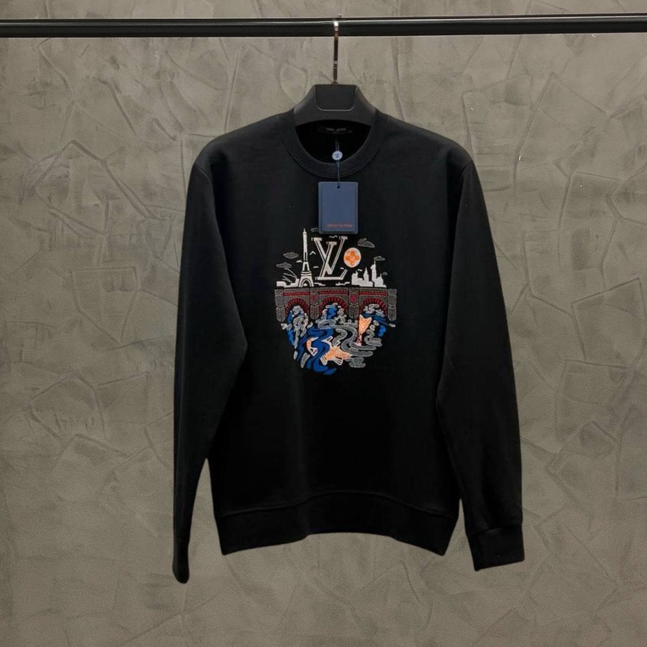 Hoodie black Luis  vuitton - Lv 1651