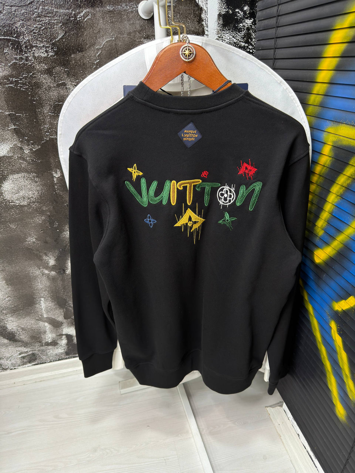 Hoodie black louis Vuitton - LV 1666