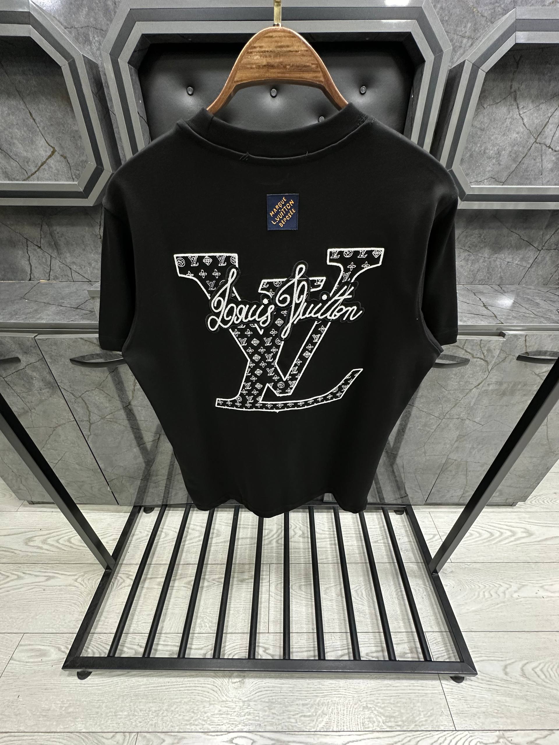 Louis Vuitton - LV093
