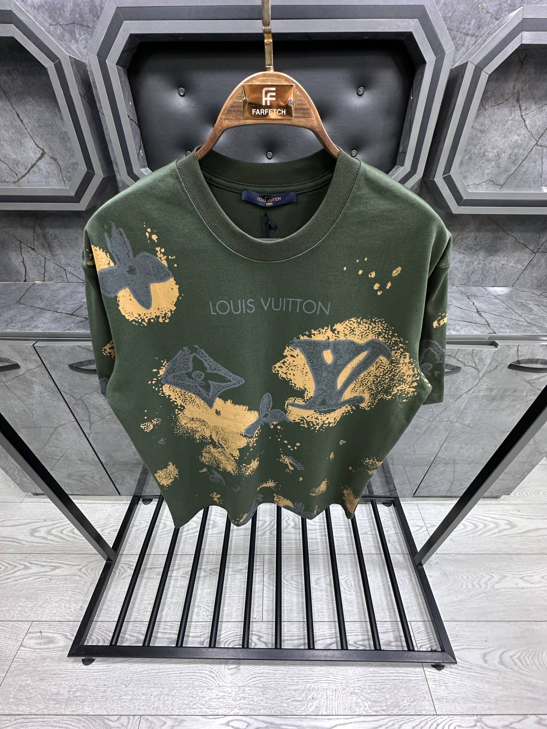 Louis Vuitton - LV054