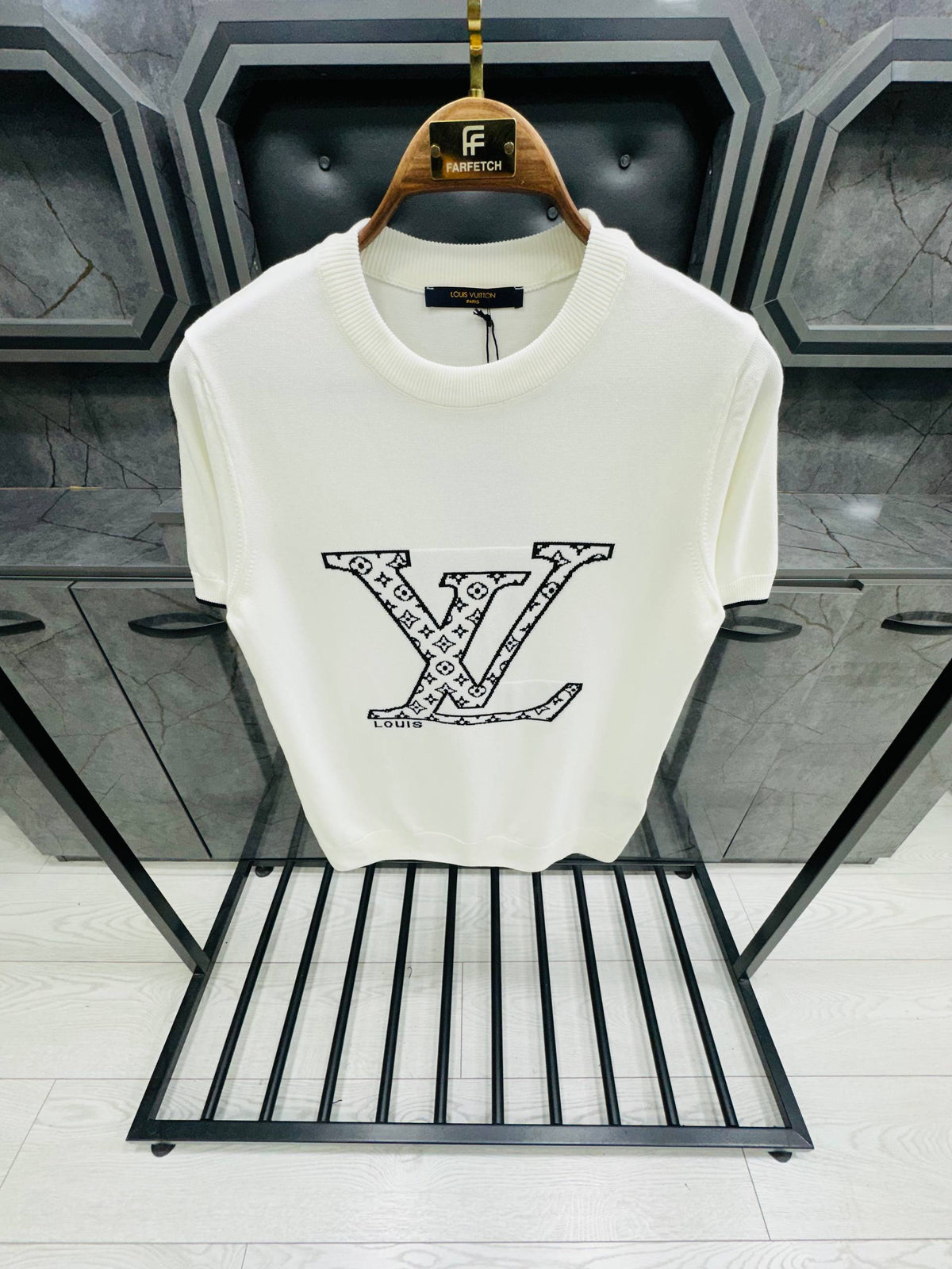 Louis Vuitton - LV036