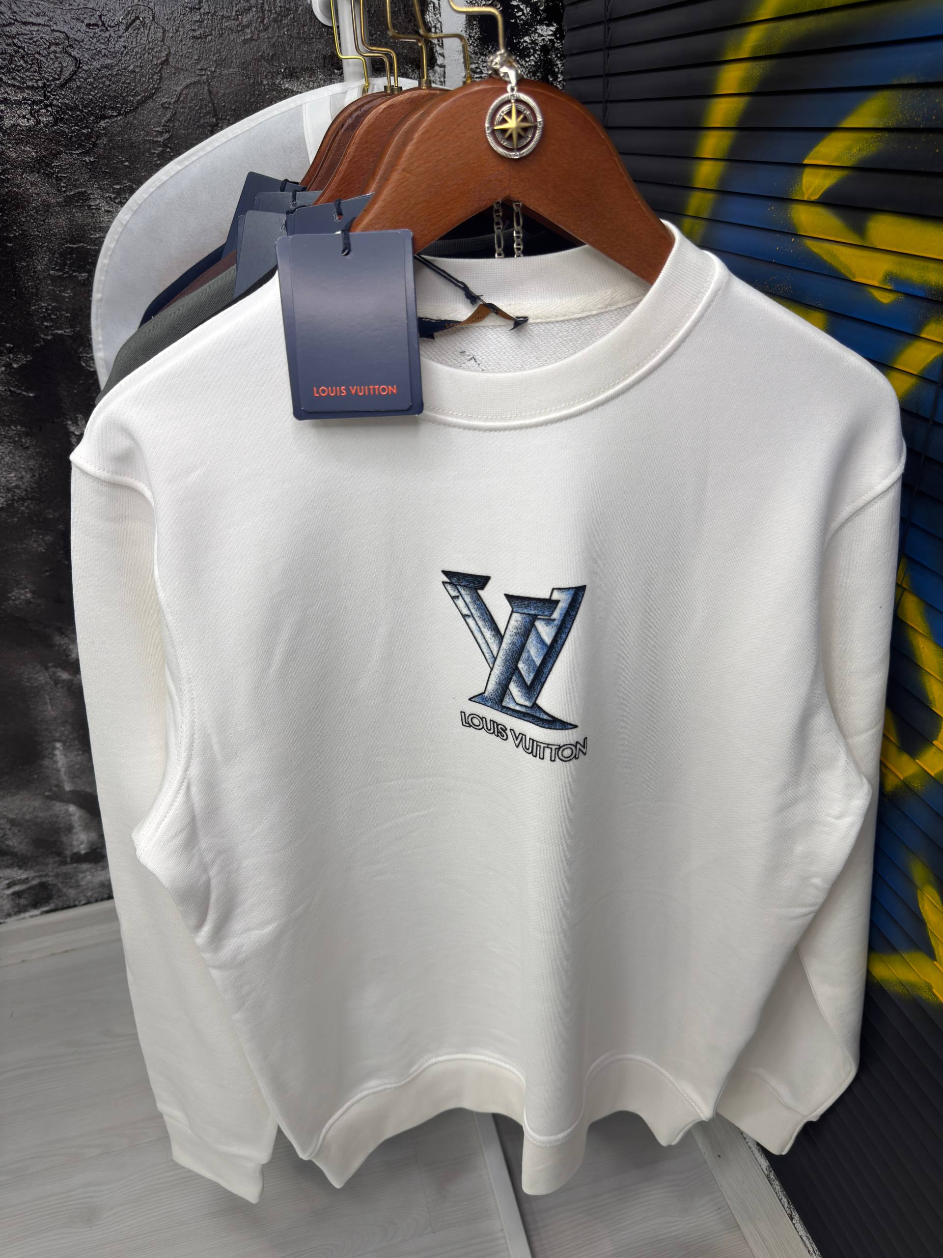 Hoodie Louis Vuitton - Lv 1684