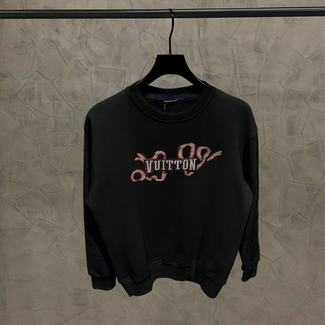 Hoodie Black Louis Vuitton  - LV 1575