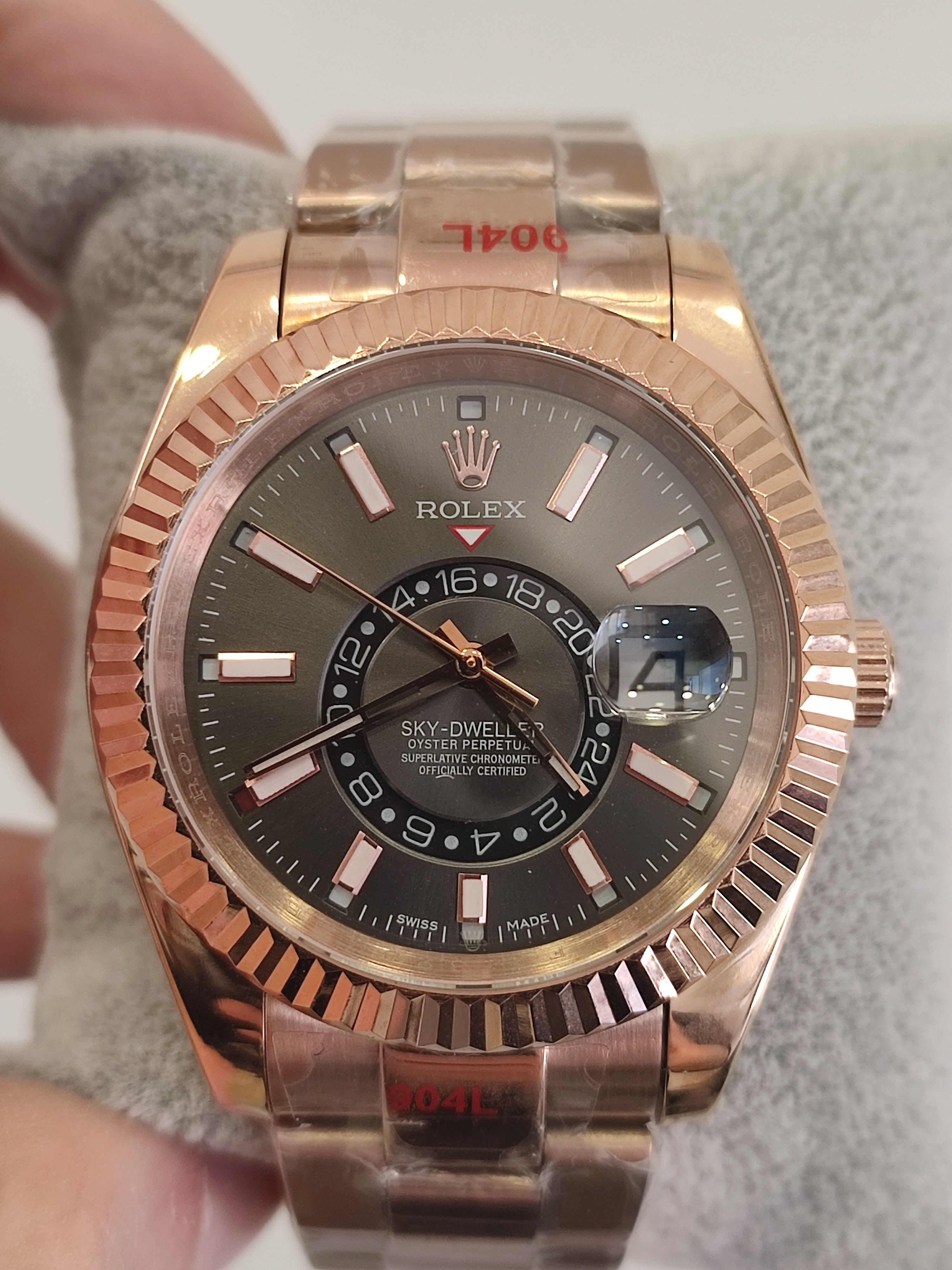 Skydweller Everose Slate Dial