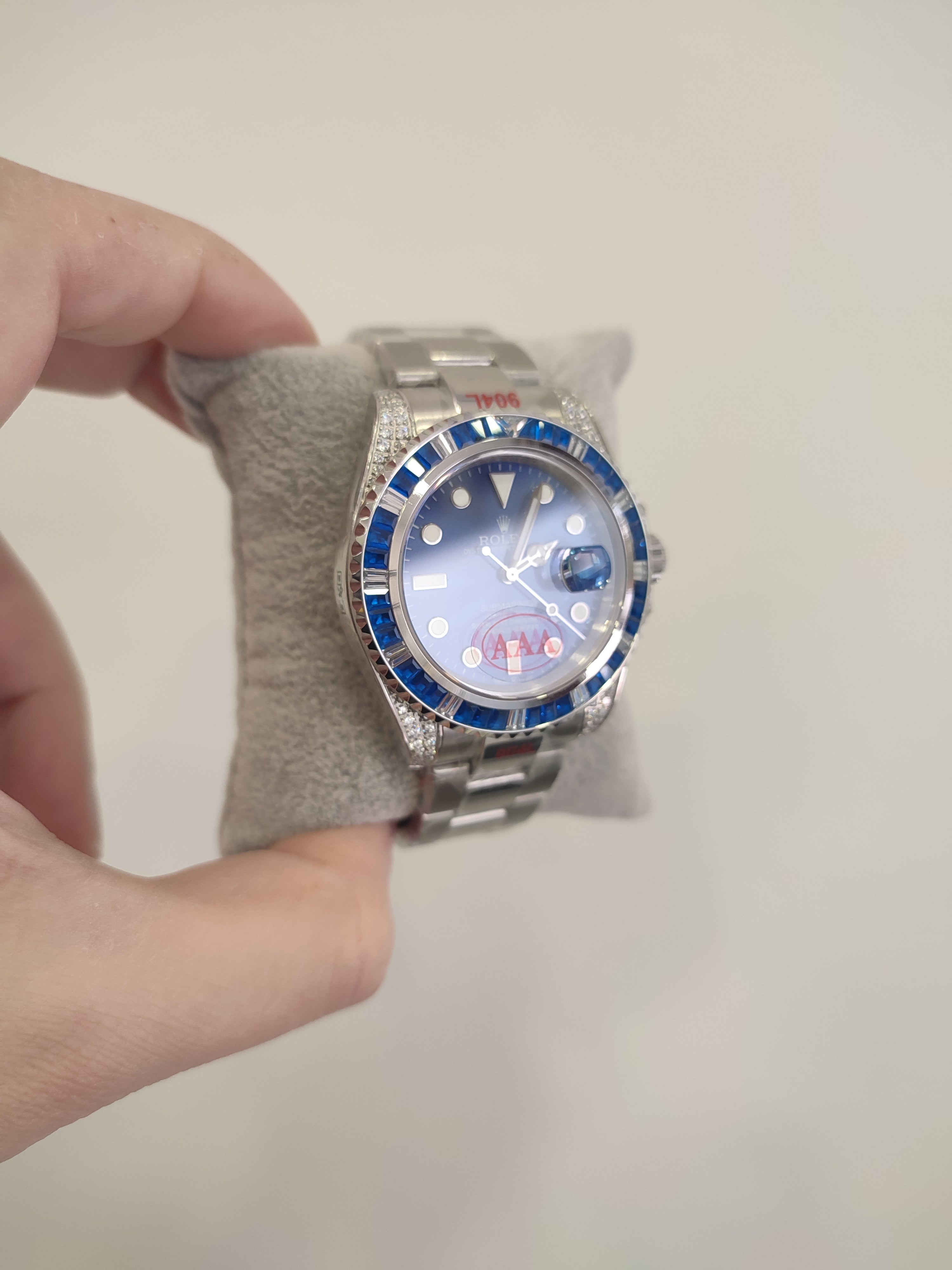 Submariner blue diamond Bezel