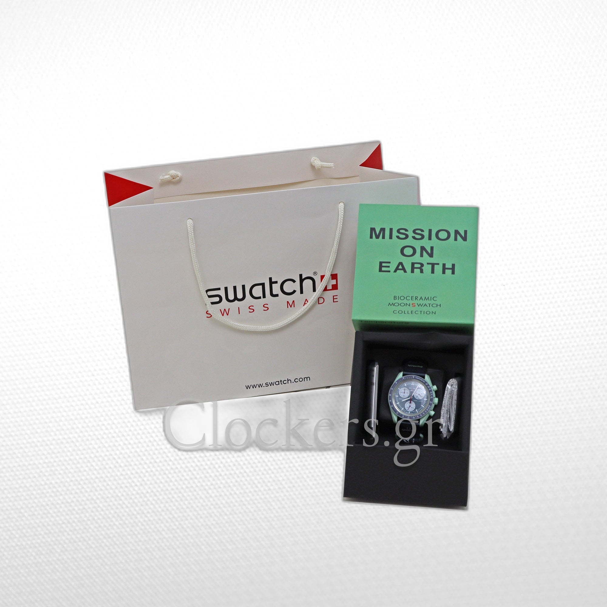 Omega Swatch Omega Swatch X Omega Moonswatch - Snoopy