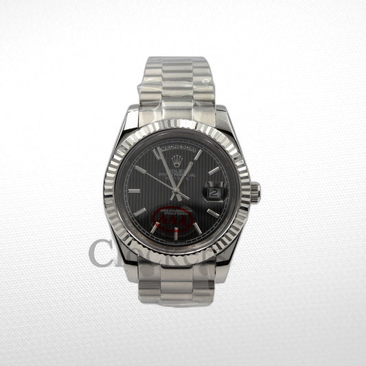 DAY-DATE II 40MM  BEZEL DARK RODHIUM DIAL LINE MOTIF STICK MARKERS