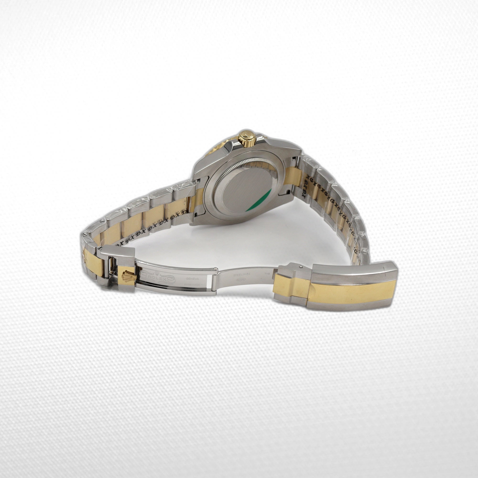 SUBMARINER 2-TONE GREEN CERAMIC BEZEL 40MM