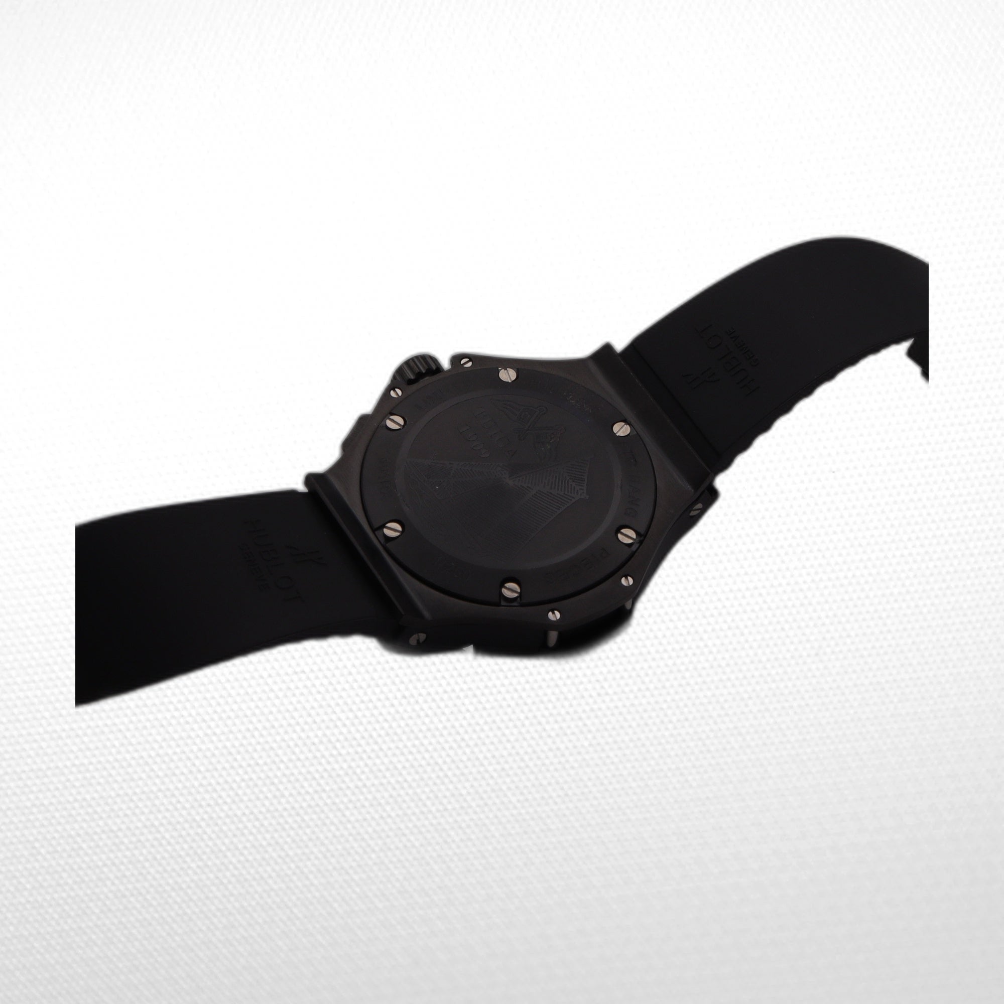 HUBLOT BIG BANG BLACK DIAL BLACK CASE BLACK RUBBER BRACELET