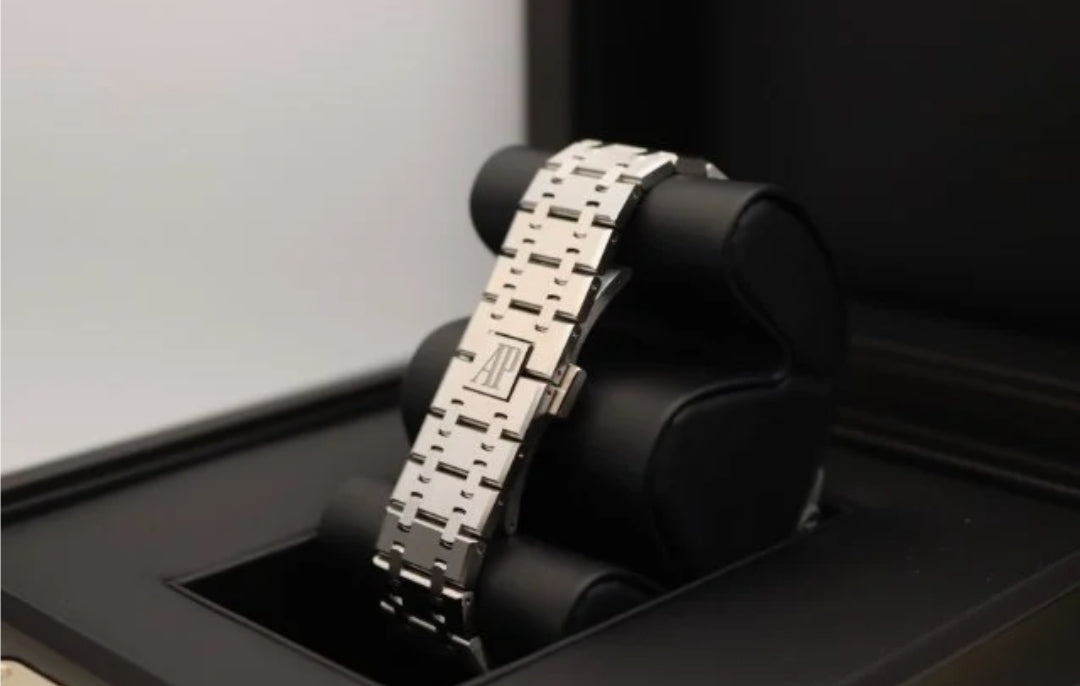 Royal Oak white dial